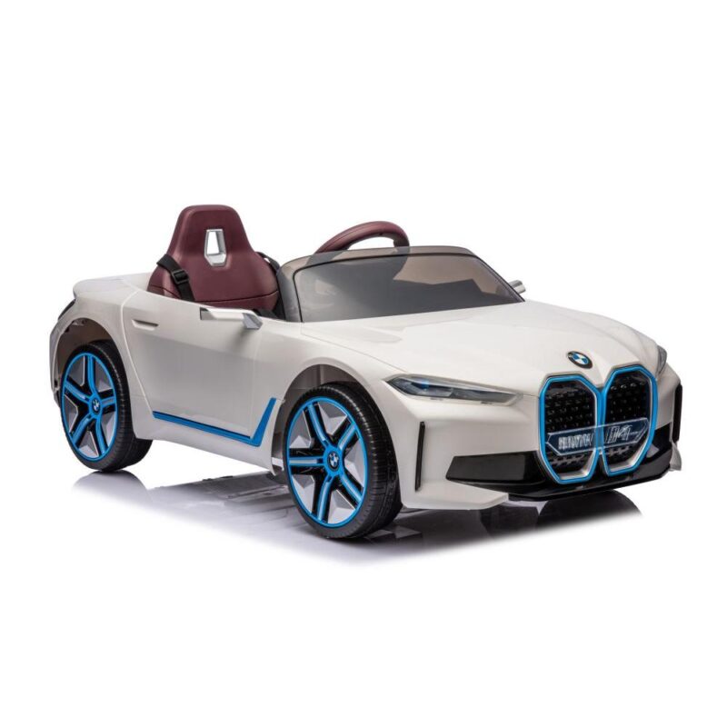 Bijeli BMW I4 na akumulator